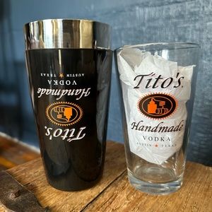 TITO’S SHAKER & PINT GLASS SET